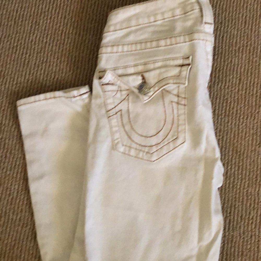 White jeans true